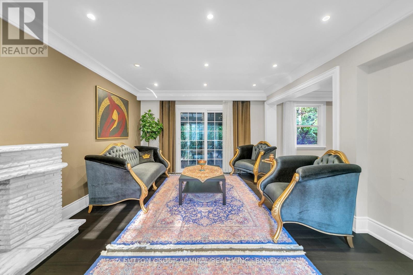 












9 ELSPETH PLACE

,
Markham (Grandview),




Ontario
L3T1C5

