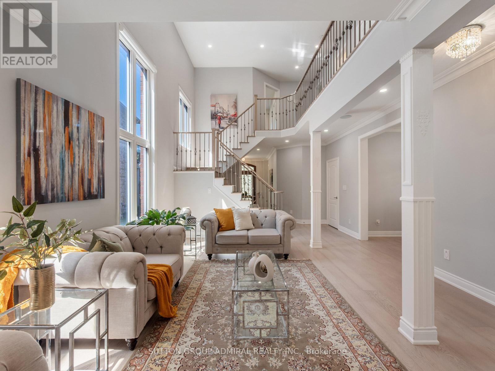












60 STARWOOD ROAD

,
Vaughan (Patterson),




Ontario
L4J9C9

