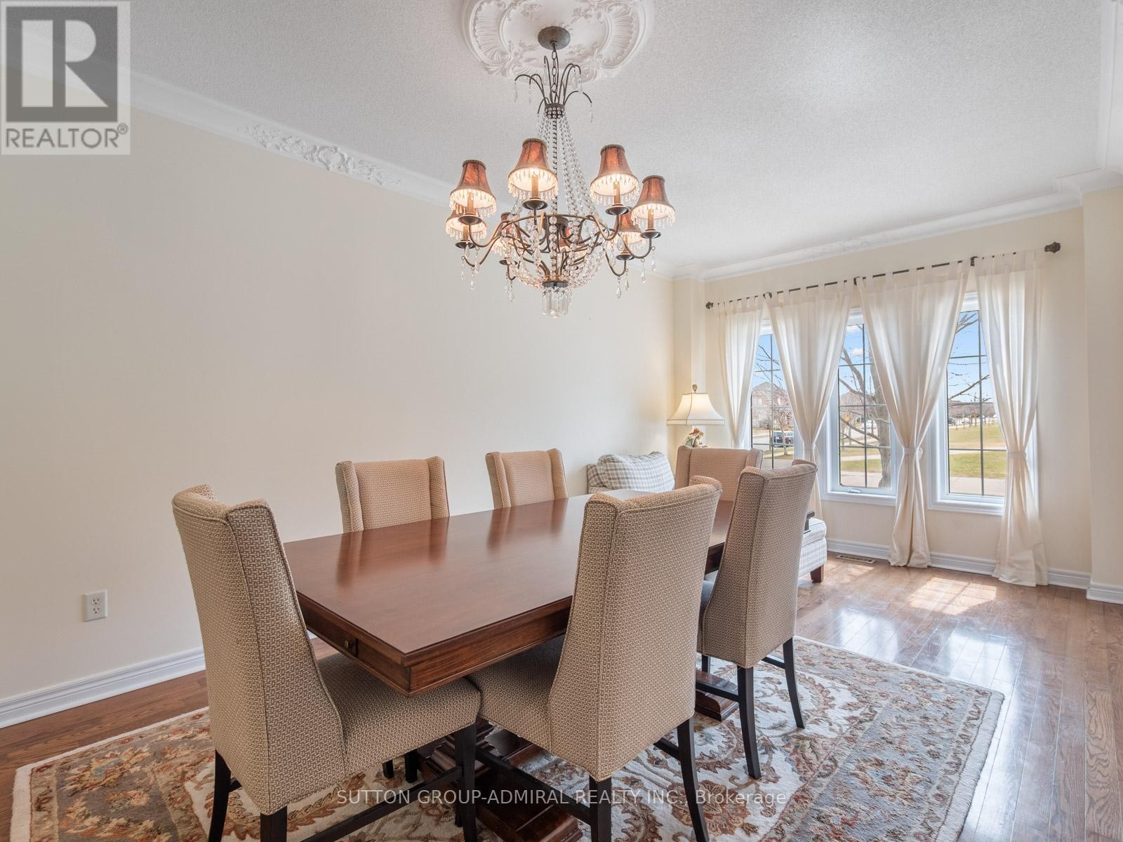 












450 PLEASANT RIDGE AVENUE

,
Vaughan (Patterson),




Ontario
L4J8X2

