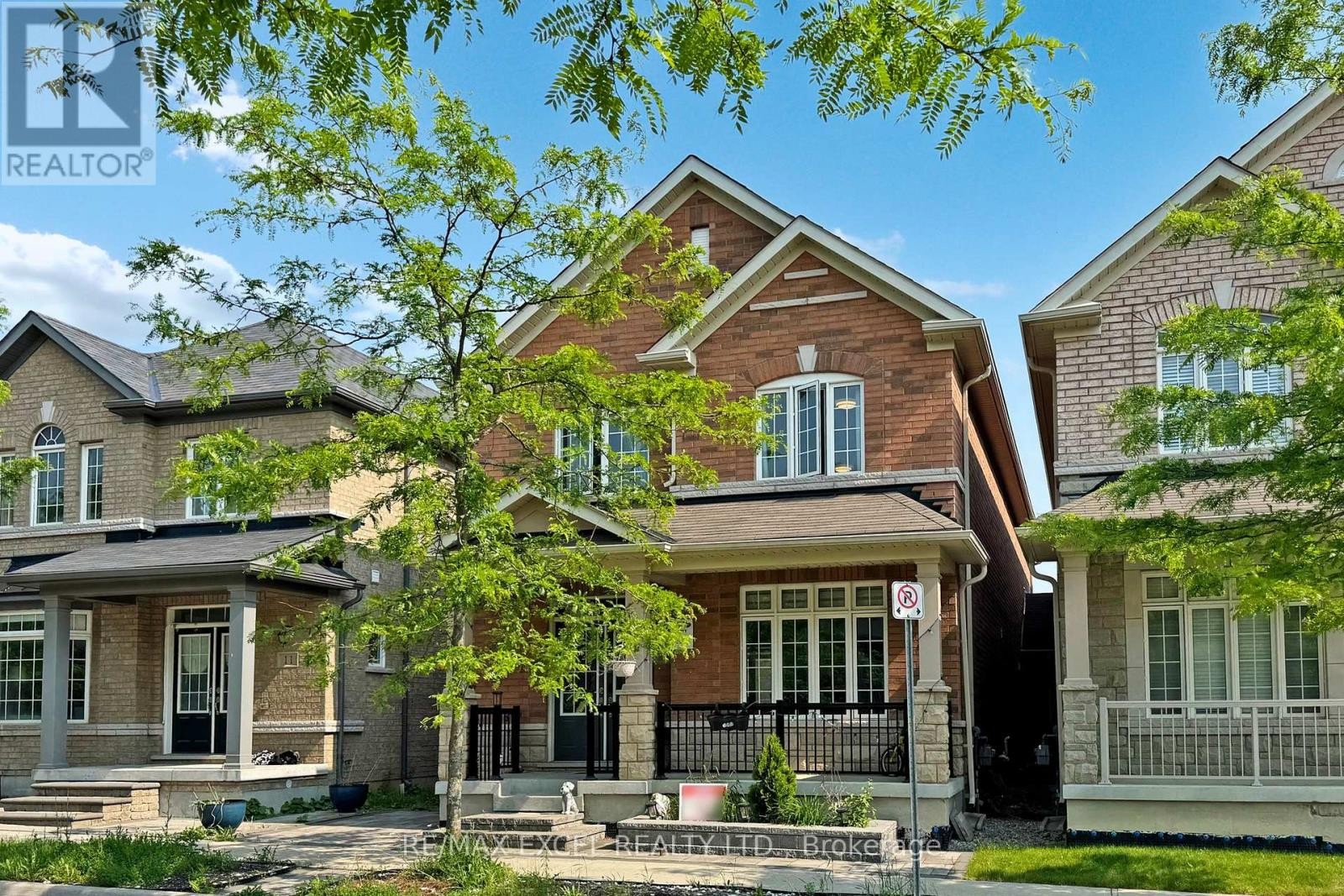 












9 SUNNYSIDE HILL ROAD

,
Markham (Cornell),




Ontario
L6B0X4

