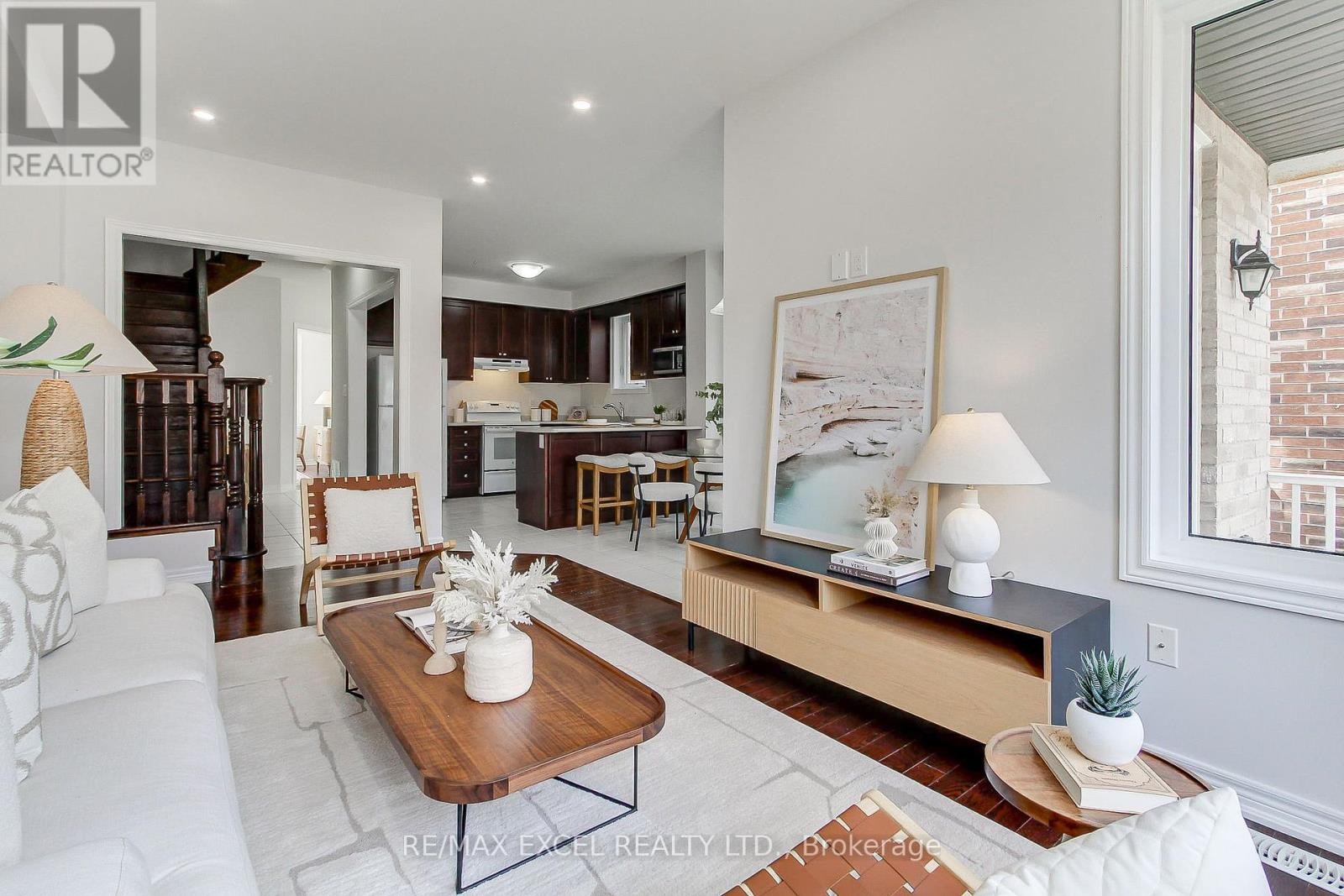












76 BLACK CREEK DRIVE

,
Markham (Cornell),




Ontario
L6B0Y4


