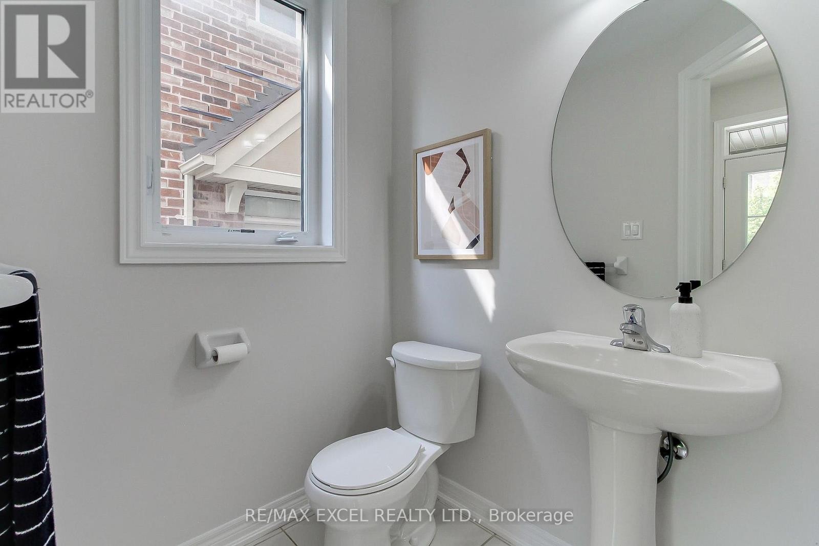 












76 BLACK CREEK DRIVE

,
Markham (Cornell),




Ontario
L6B0Y4

