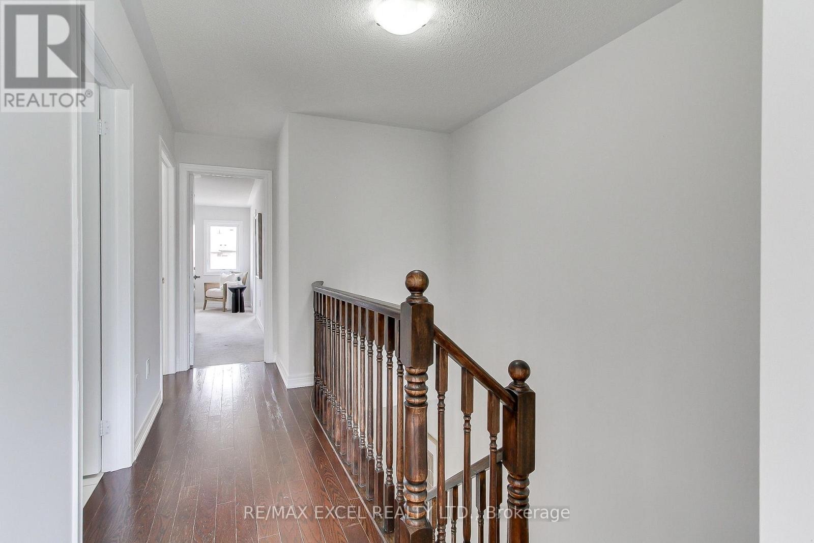 












76 BLACK CREEK DRIVE

,
Markham (Cornell),




Ontario
L6B0Y4

