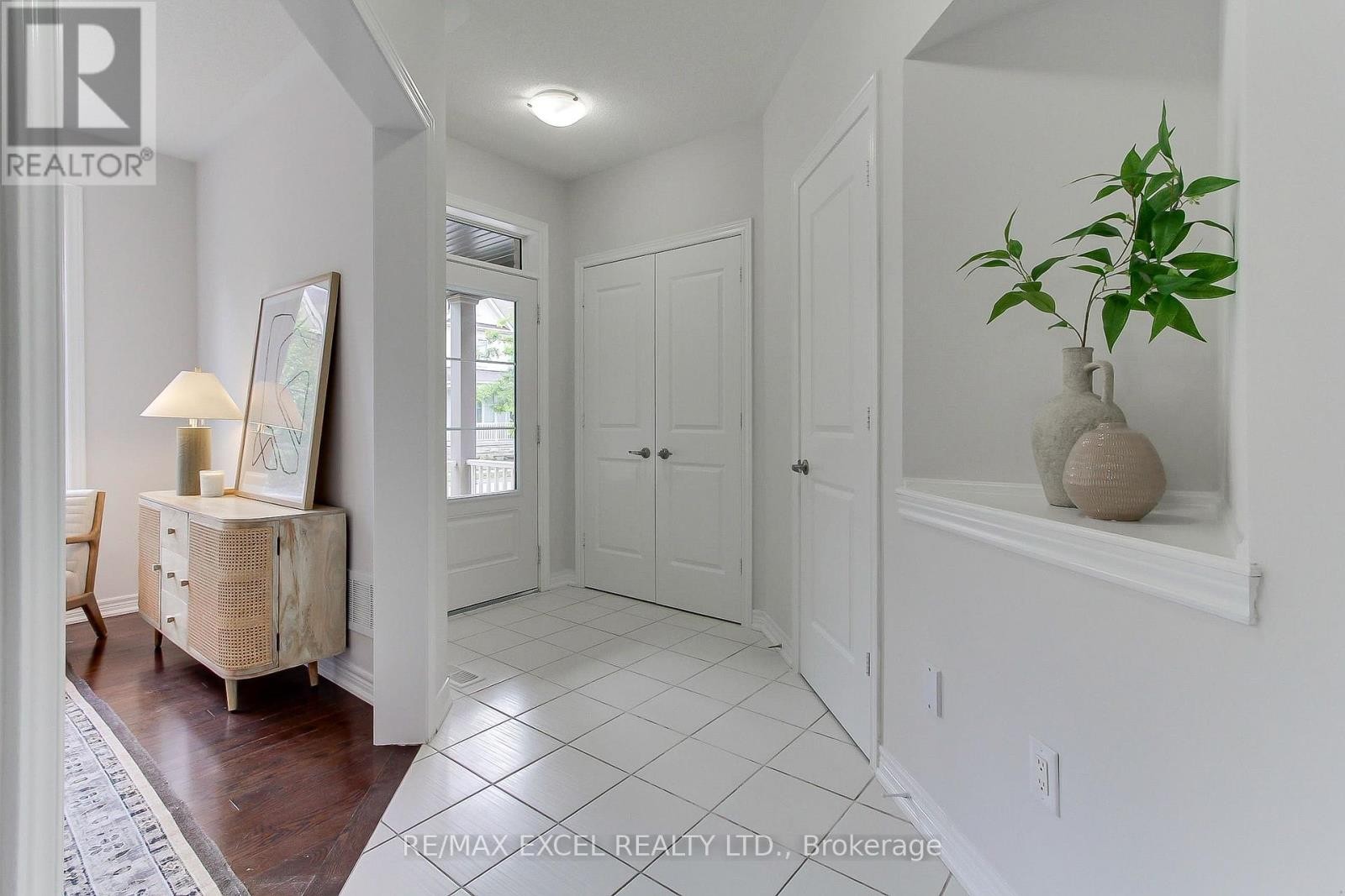 












76 BLACK CREEK DRIVE

,
Markham (Cornell),




Ontario
L6B0Y4

