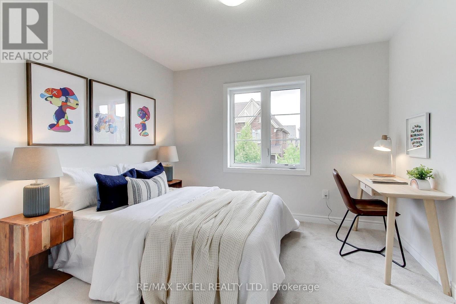 












76 BLACK CREEK DRIVE

,
Markham (Cornell),




Ontario
L6B0Y4

