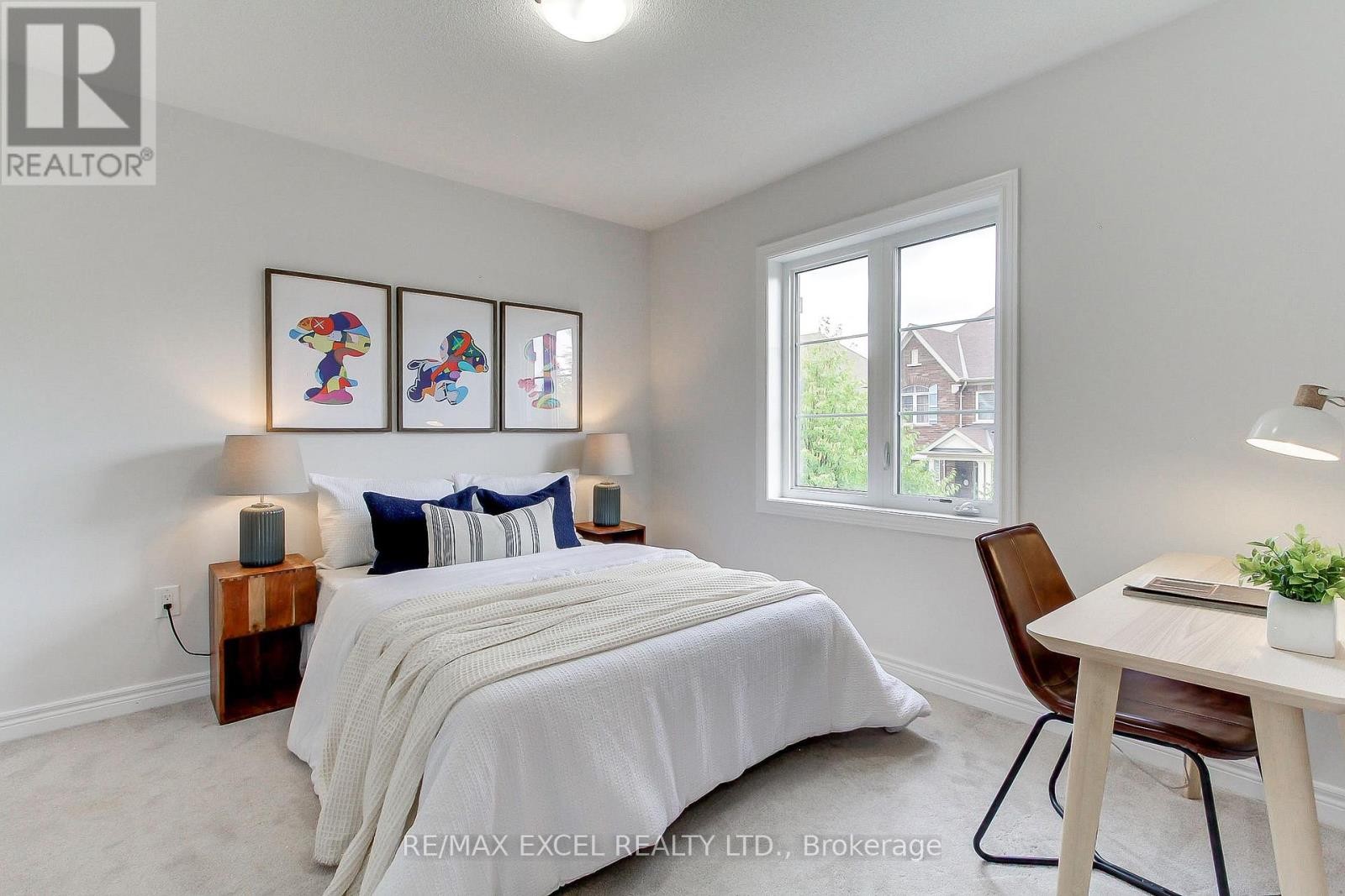 












76 BLACK CREEK DRIVE

,
Markham (Cornell),




Ontario
L6B0Y4

