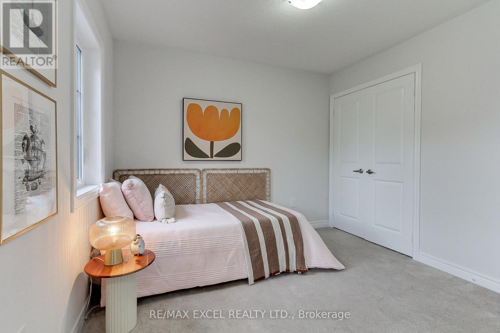 












76 BLACK CREEK DRIVE

,
Markham (Cornell),




Ontario
L6B0Y4

