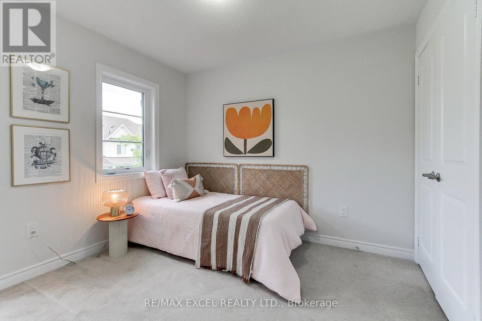 












76 BLACK CREEK DRIVE

,
Markham (Cornell),




Ontario
L6B0Y4

