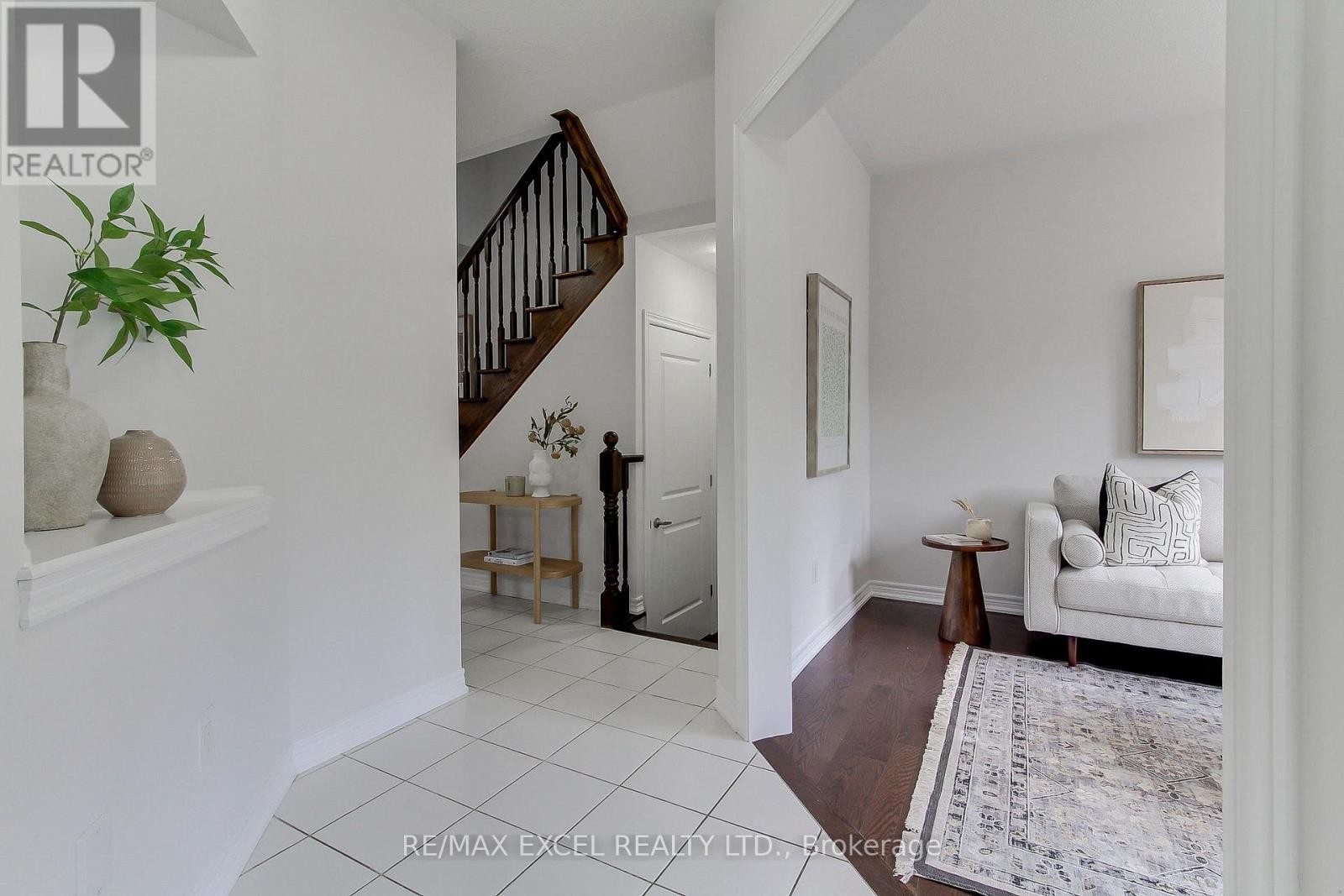 












76 BLACK CREEK DRIVE

,
Markham (Cornell),




Ontario
L6B0Y4

