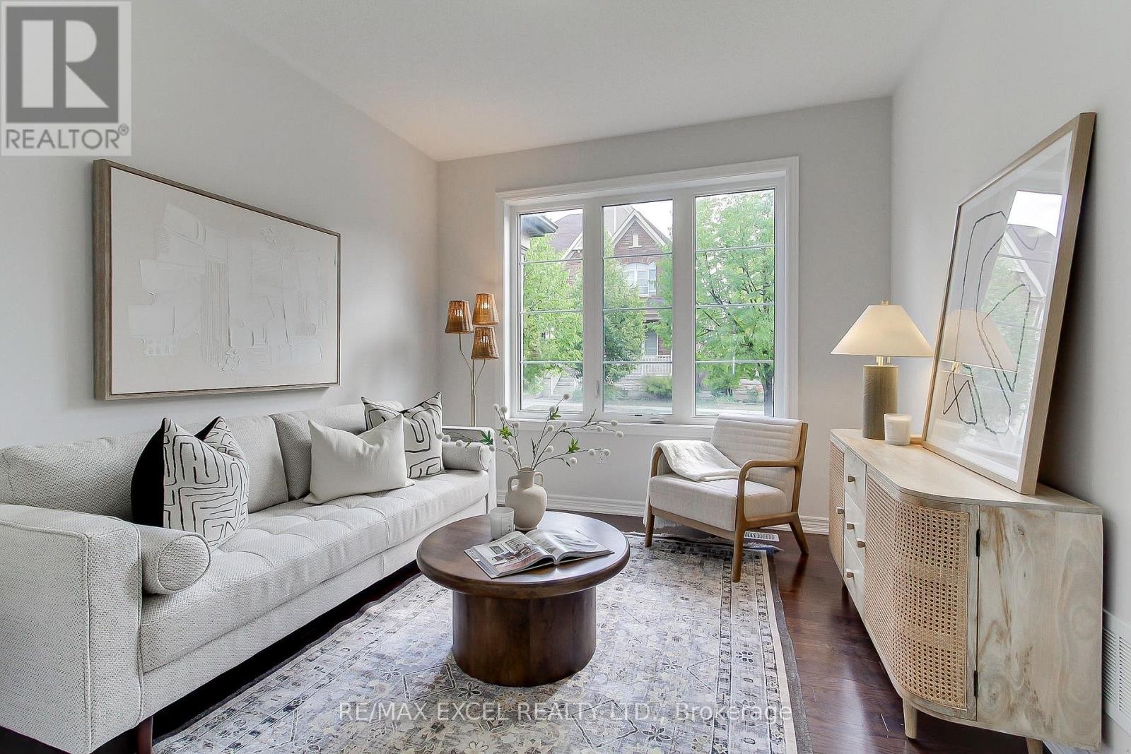 












76 BLACK CREEK DRIVE

,
Markham (Cornell),




Ontario
L6B0Y4

