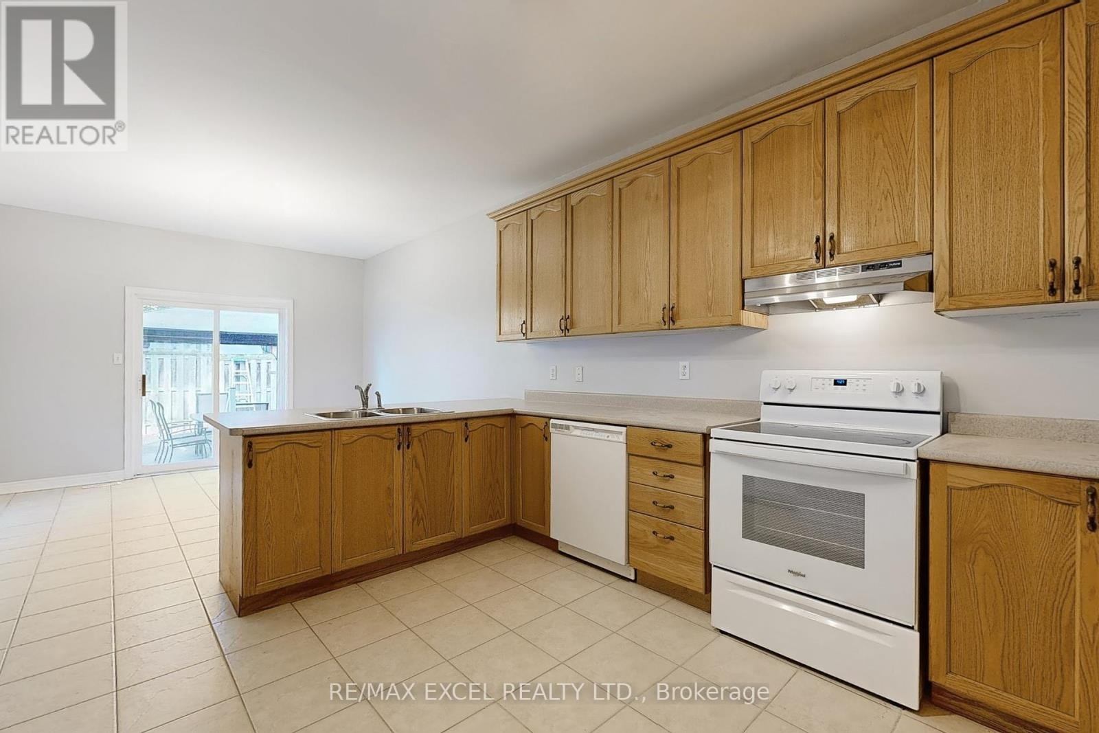 












38 AYHART STREET

,
Markham (Wismer),




Ontario
L6E1H4

