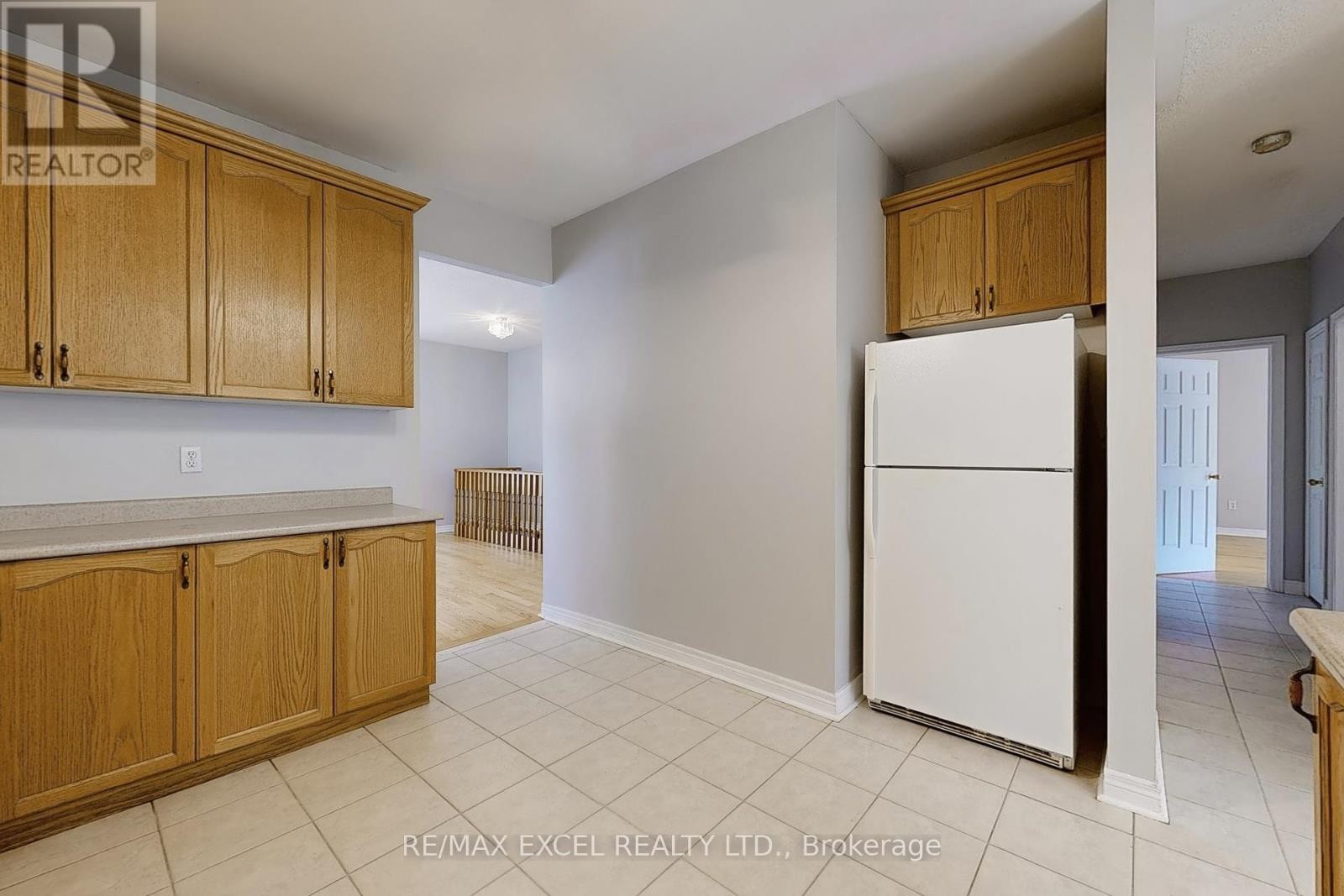 












38 AYHART STREET

,
Markham (Wismer),




Ontario
L6E1H4

