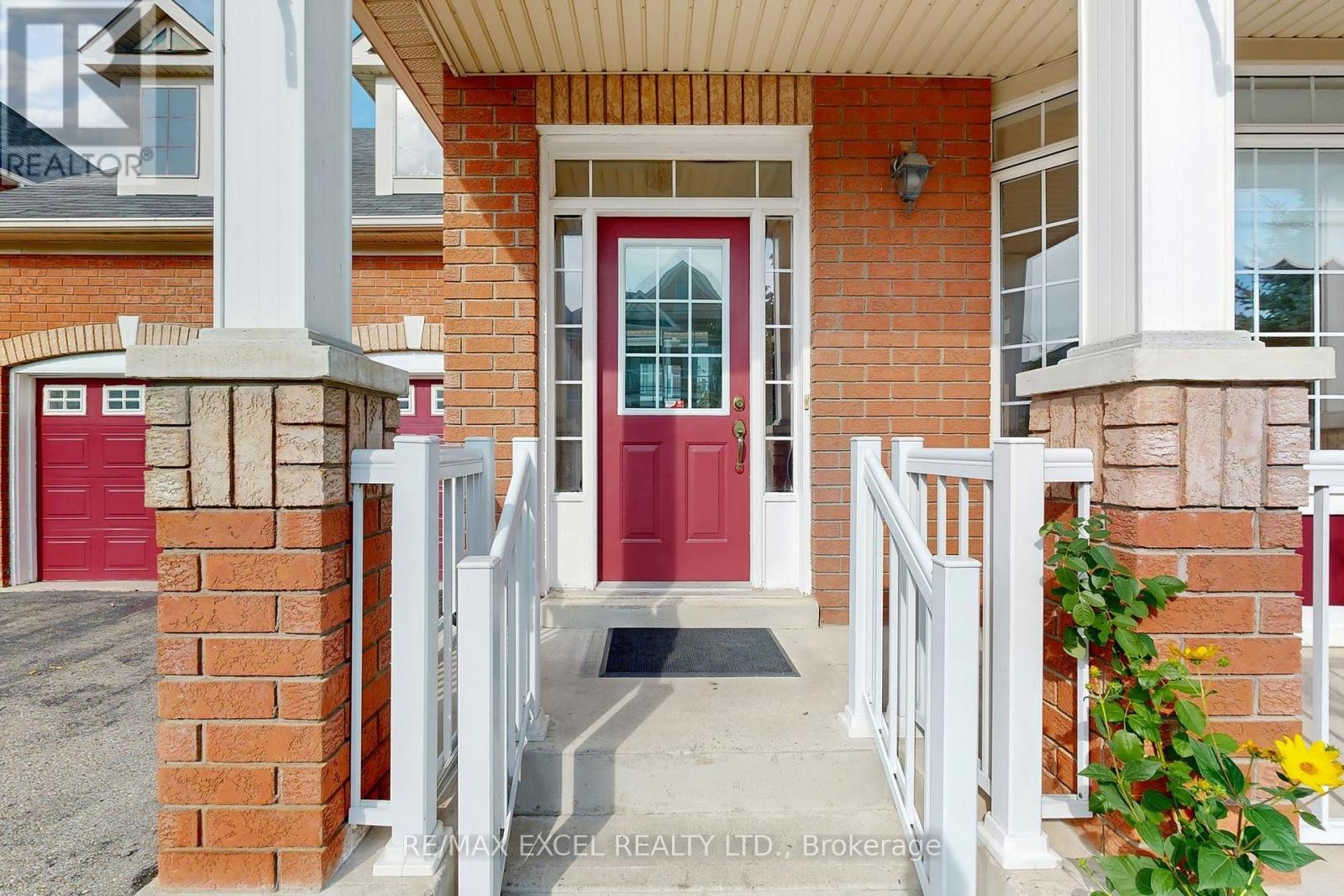 












38 AYHART STREET

,
Markham (Wismer),




Ontario
L6E1H4

