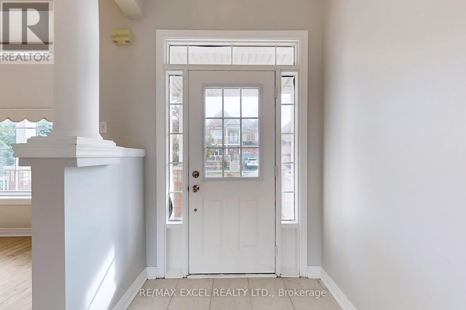 












38 AYHART STREET

,
Markham (Wismer),




Ontario
L6E1H4

