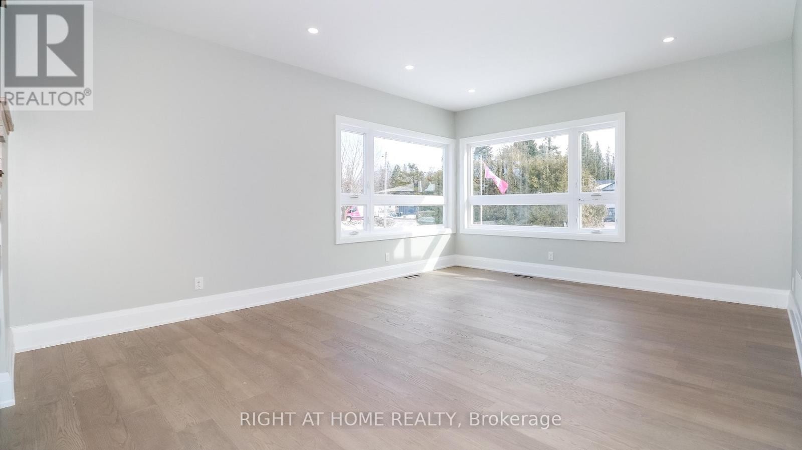 












1012 FERRIER AVENUE

,
Innisfil (Lefroy),




Ontario
L0L1W0

