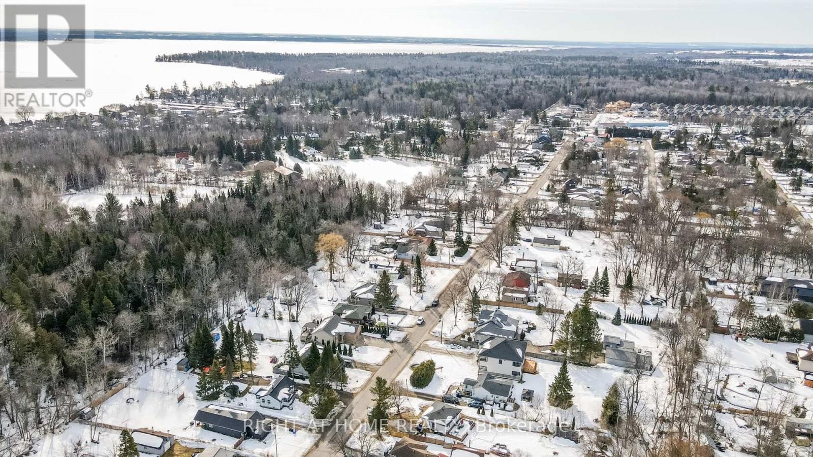 












1012 FERRIER AVENUE

,
Innisfil (Lefroy),




Ontario
L0L1W0

