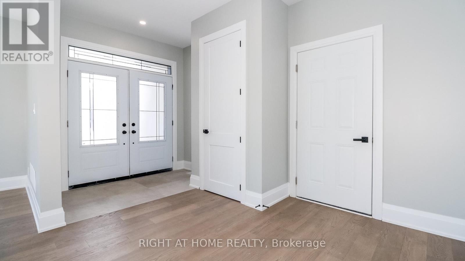 












1012 FERRIER AVENUE

,
Innisfil (Lefroy),




Ontario
L0L1W0

