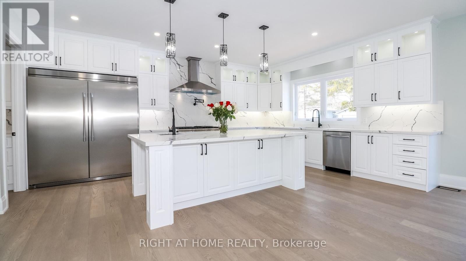 












1012 FERRIER AVENUE

,
Innisfil (Lefroy),




Ontario
L0L1W0

