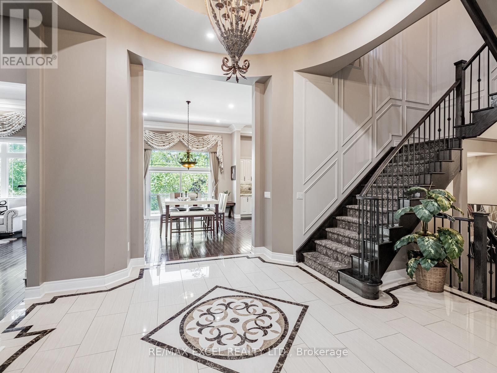 












146 UPPER POST ROAD W

,
Vaughan (Patterson),




Ontario
L6A4J9

