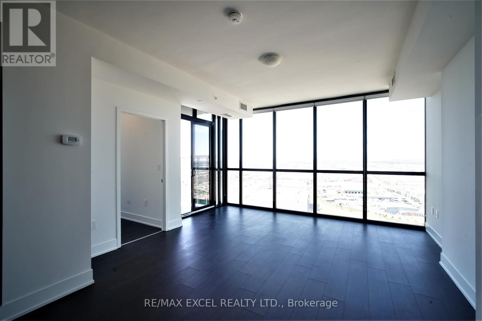 












2607 - 2908 HIGHWAY 7 ROAD

,
Vaughan (Concord),




Ontario
L4K1V5

