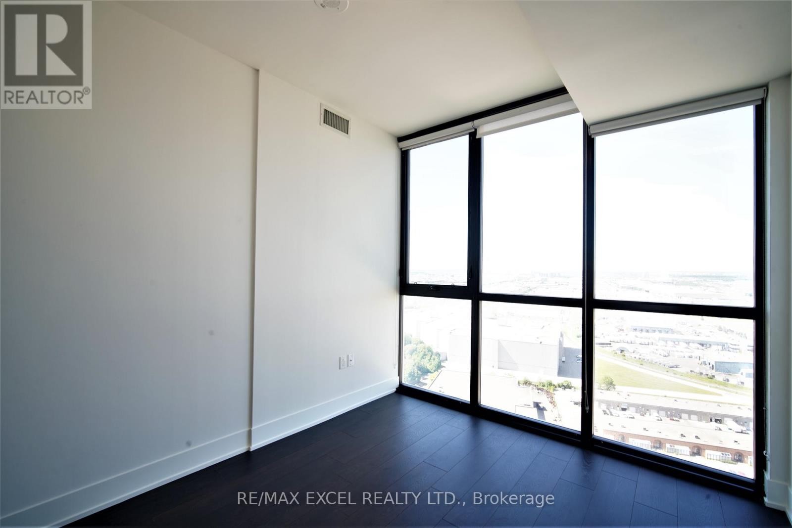 












2607 - 2908 HIGHWAY 7 ROAD

,
Vaughan (Concord),




Ontario
L4K1V5

