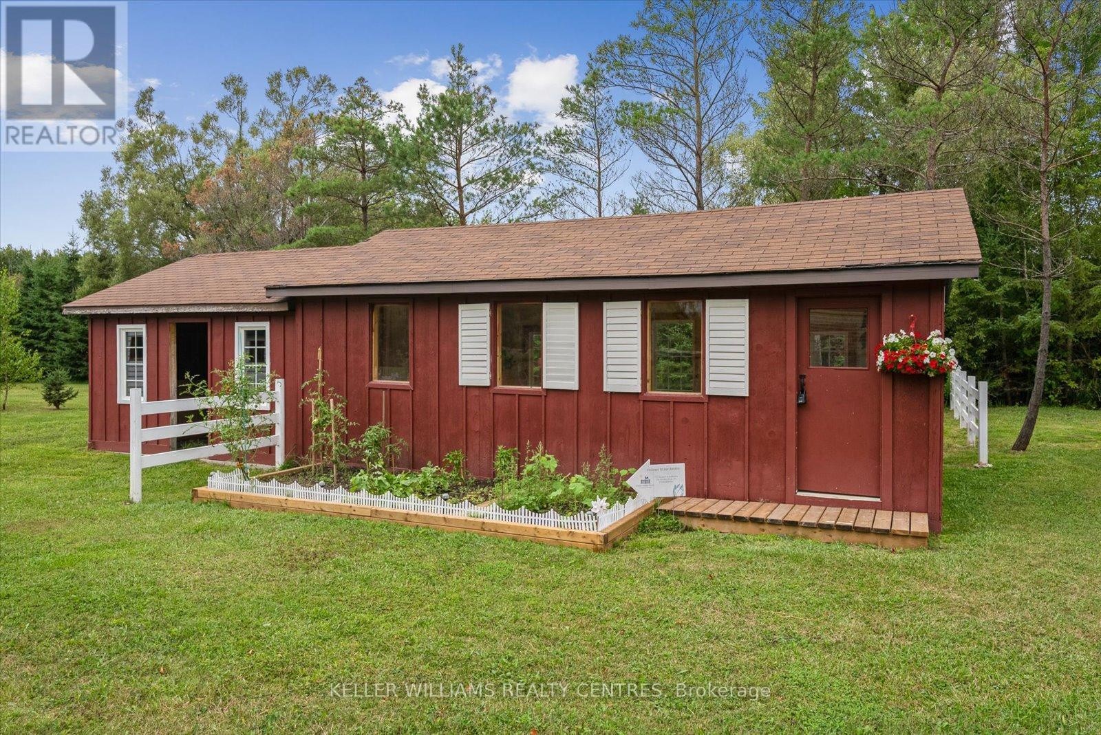 












25154 VALLEY VIEW DRIVE

,
Georgina (Sutton & Jackson's Point),




Ontario
L0E1R0

