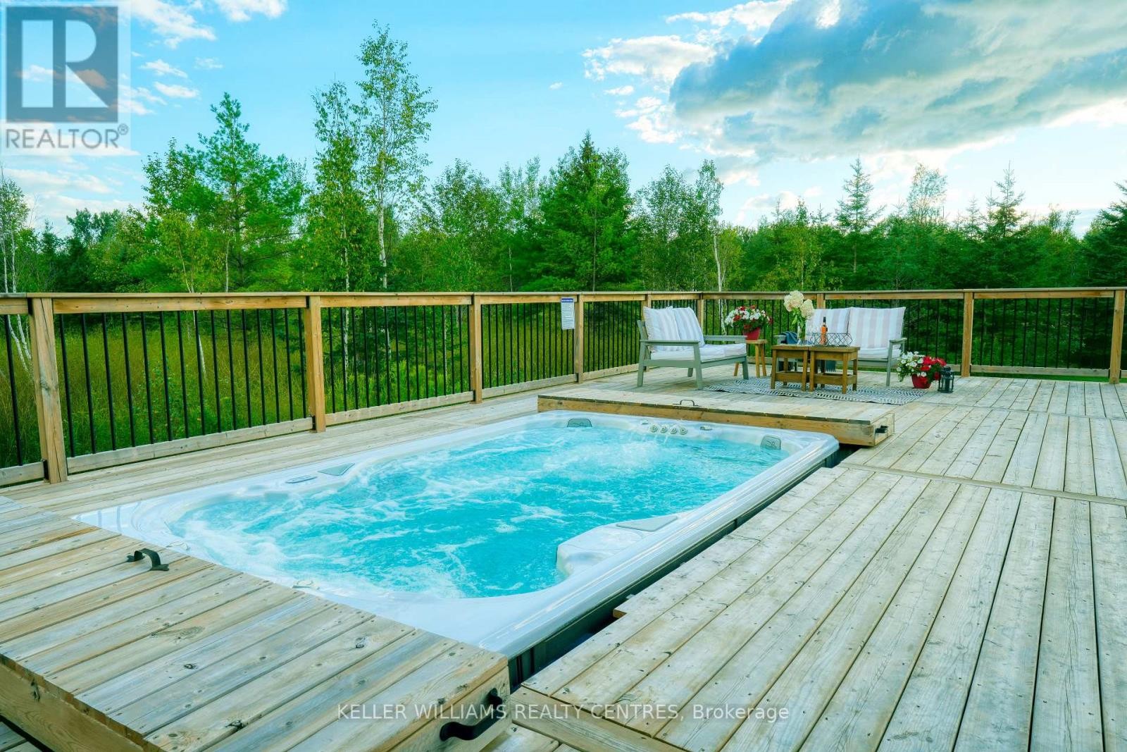 












25154 VALLEY VIEW DRIVE

,
Georgina (Sutton & Jackson's Point),




Ontario
L0E1R0

