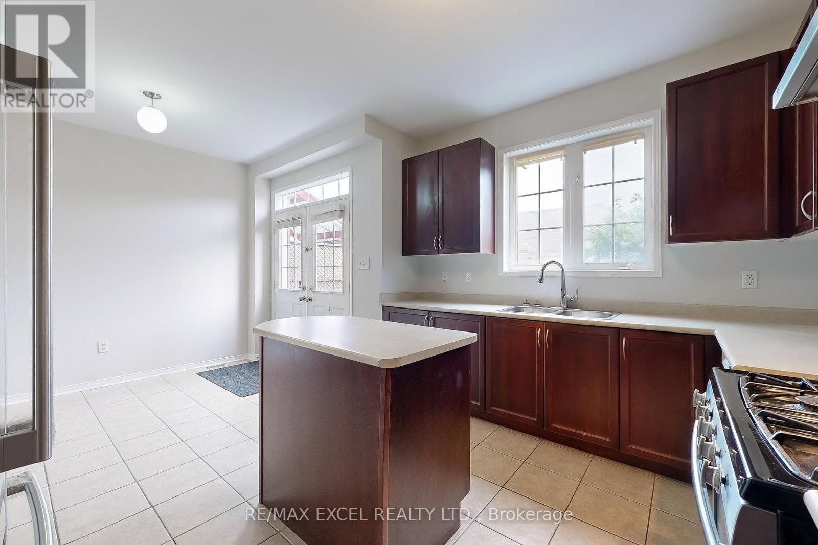












35 CARDREW STREET

,
Markham (Cornell),




Ontario
L6B1G2

