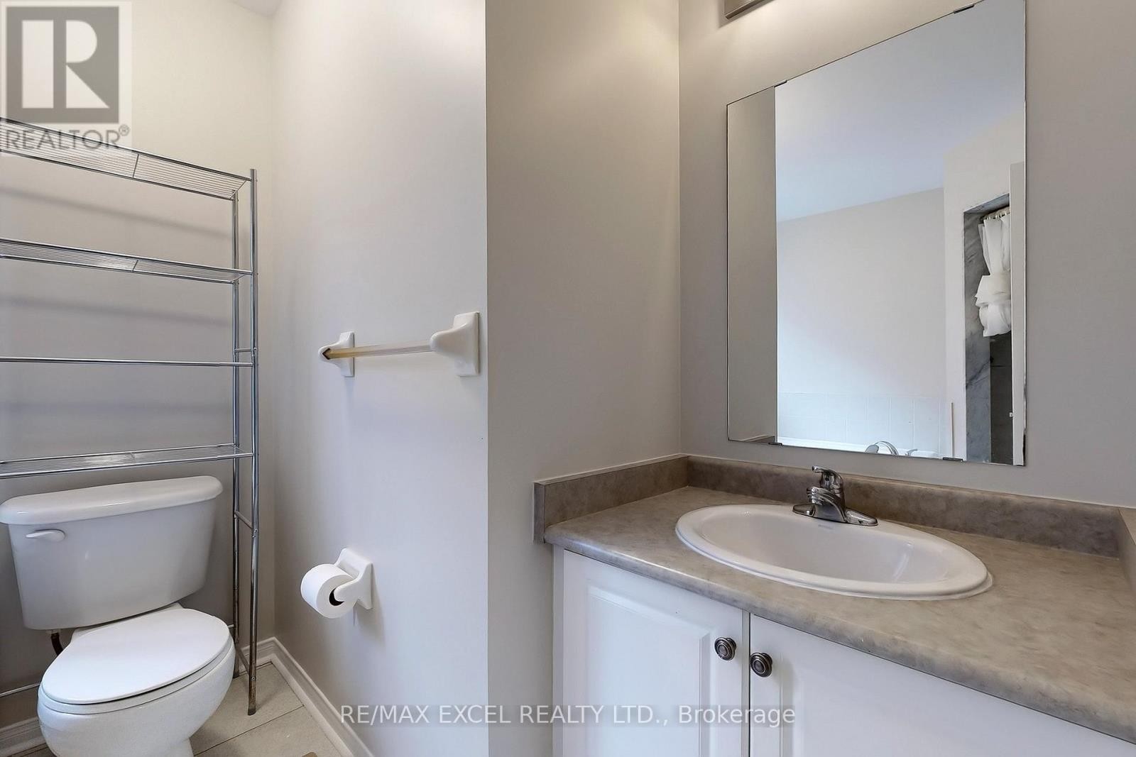 












35 CARDREW STREET

,
Markham (Cornell),




Ontario
L6B1G2

