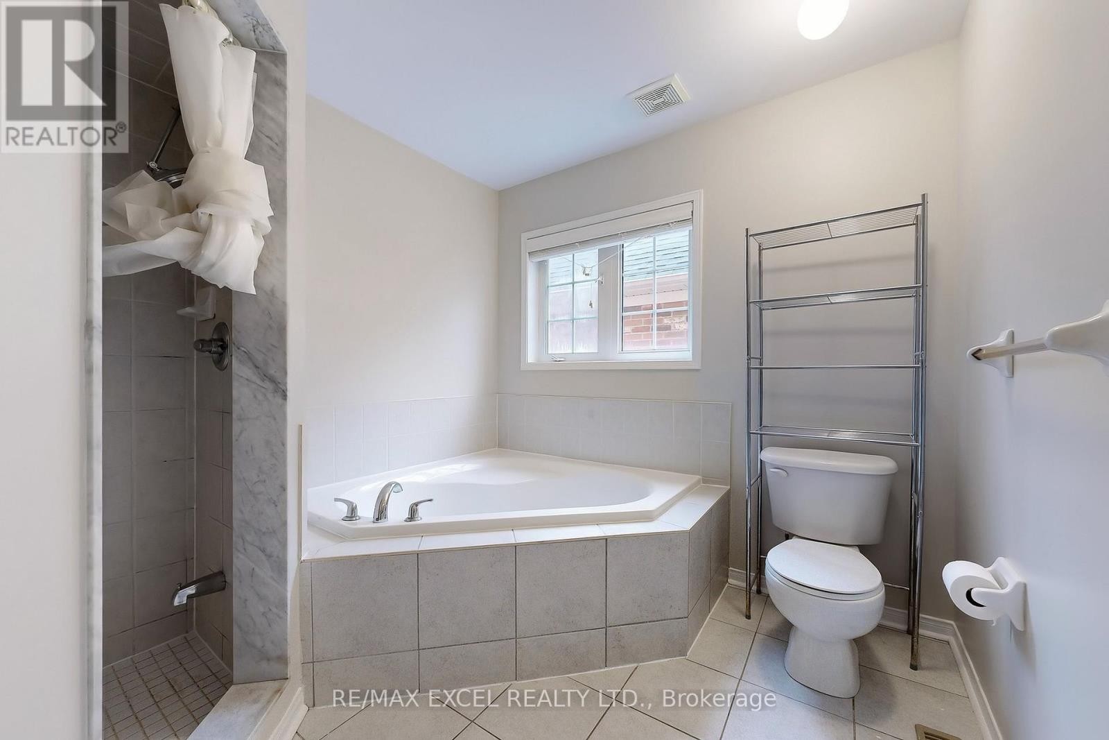 












35 CARDREW STREET

,
Markham (Cornell),




Ontario
L6B1G2

