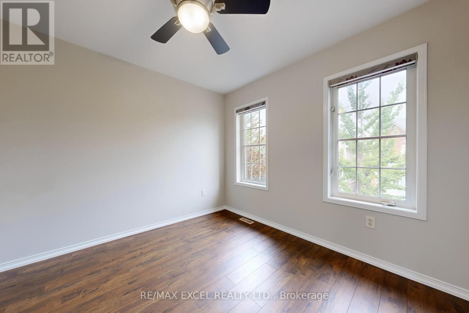 












35 CARDREW STREET

,
Markham (Cornell),




Ontario
L6B1G2

