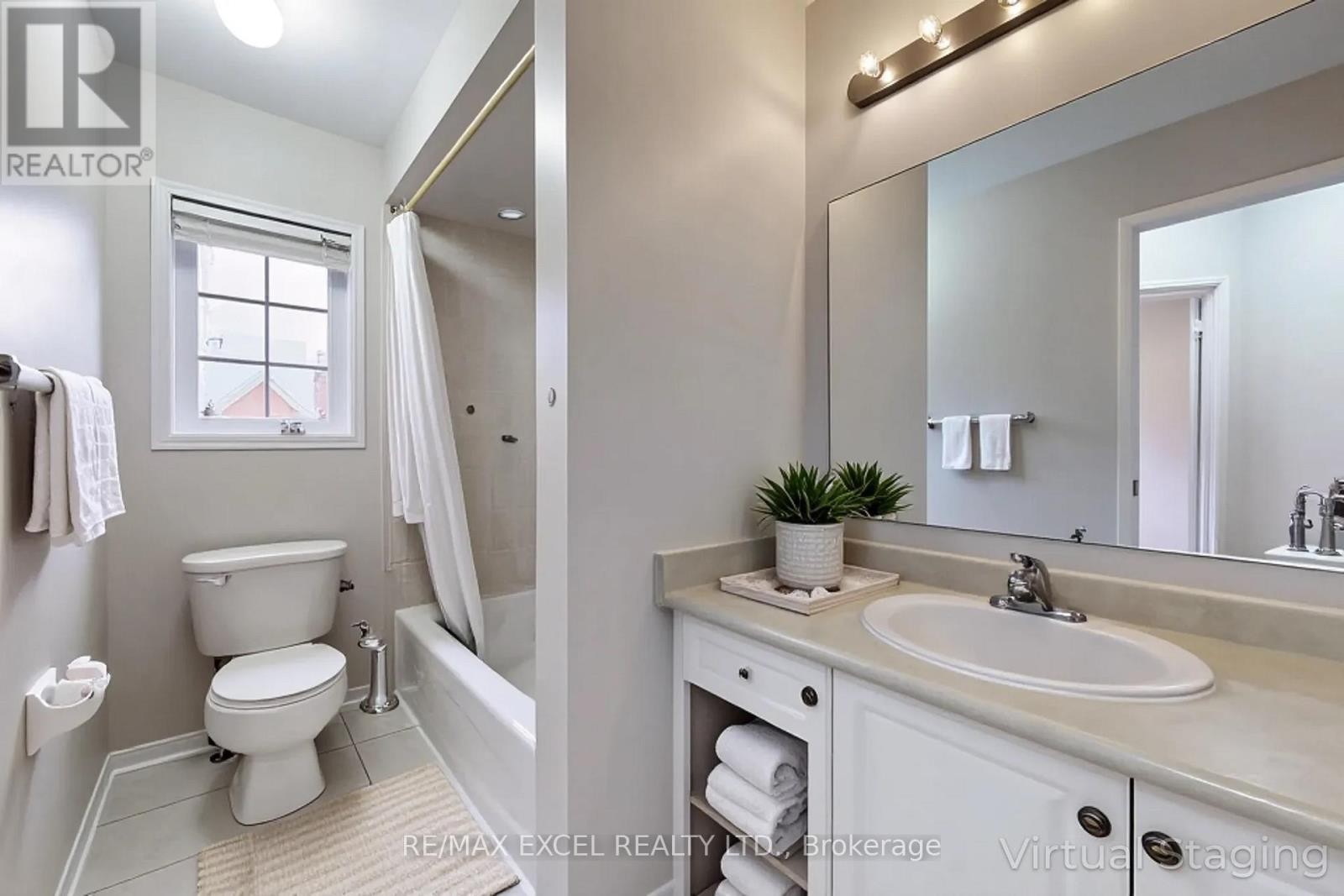 












35 CARDREW STREET

,
Markham (Cornell),




Ontario
L6B1G2

