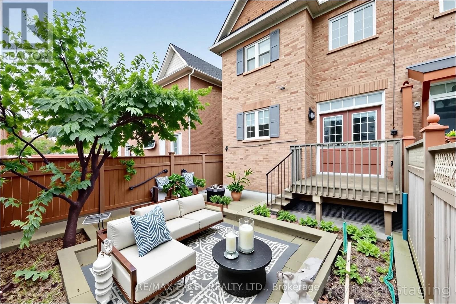 












35 CARDREW STREET

,
Markham (Cornell),




Ontario
L6B1G2

