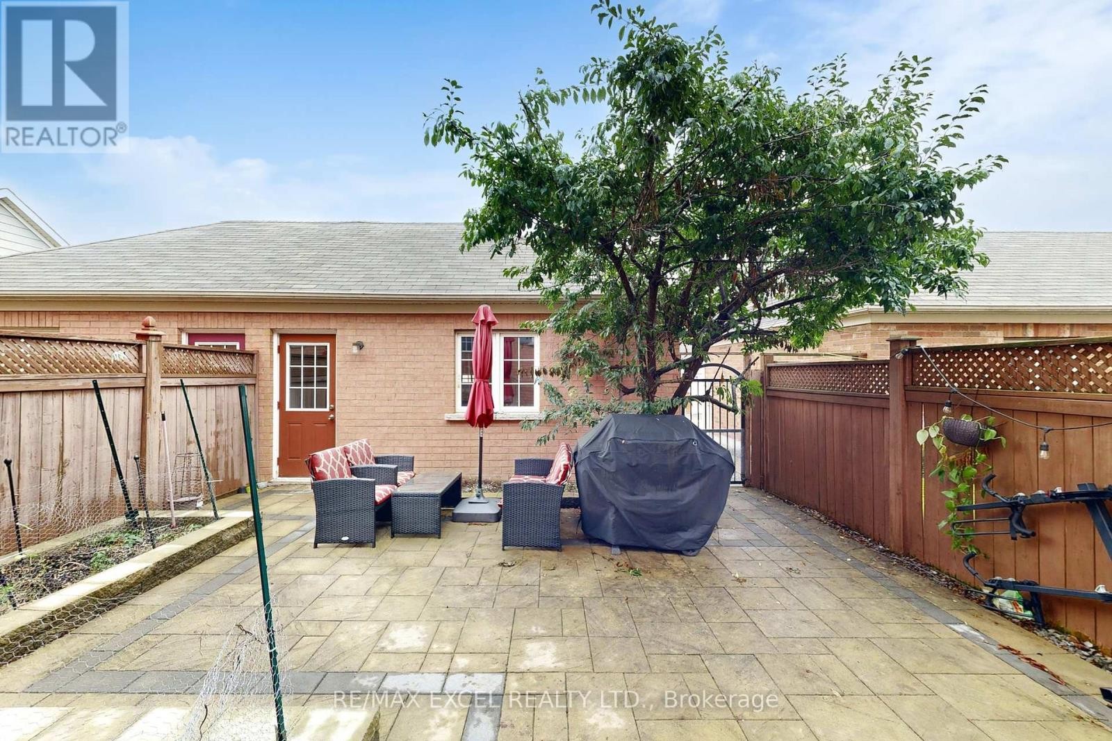 












35 CARDREW STREET

,
Markham (Cornell),




Ontario
L6B1G2

