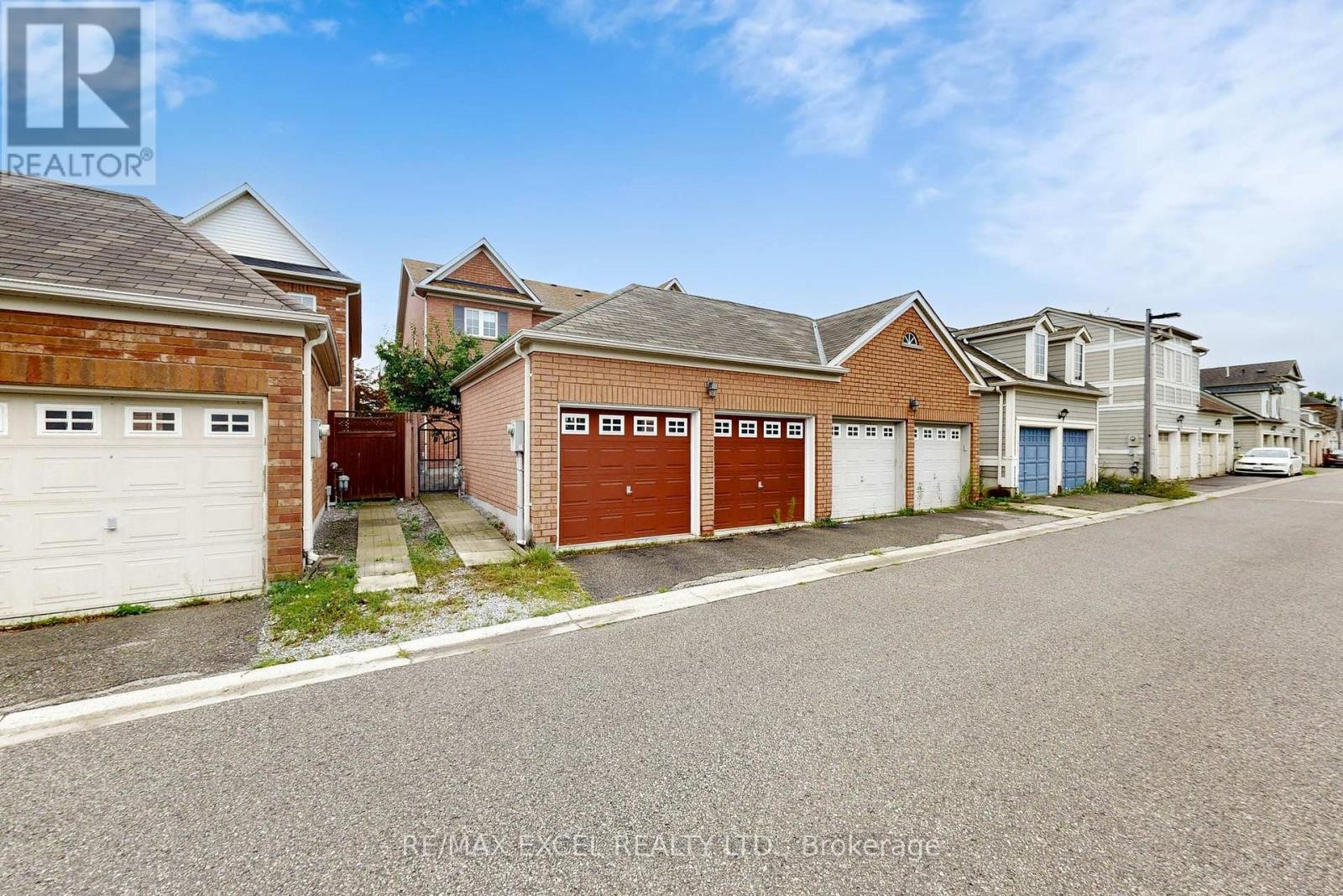 












35 CARDREW STREET

,
Markham (Cornell),




Ontario
L6B1G2

