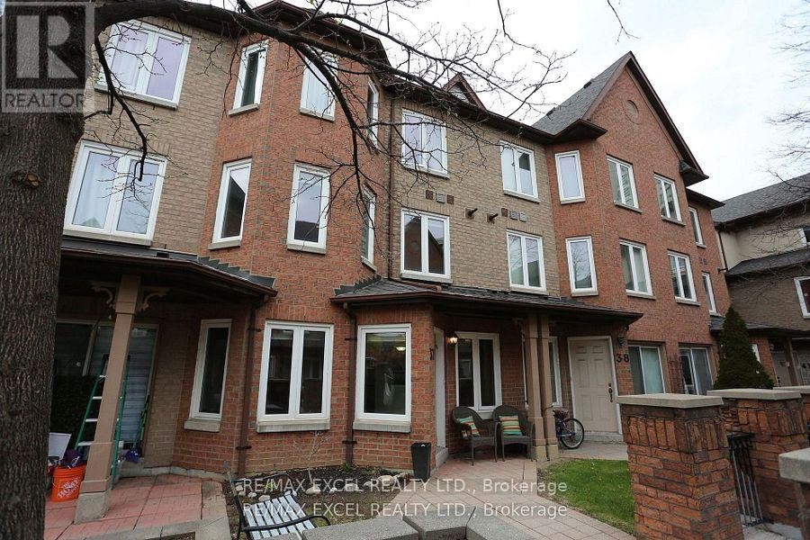 












37 - 735 NEW WESTMINSTER DRIVE

,
Vaughan (Brownridge),




Ontario
L4J7Y9

