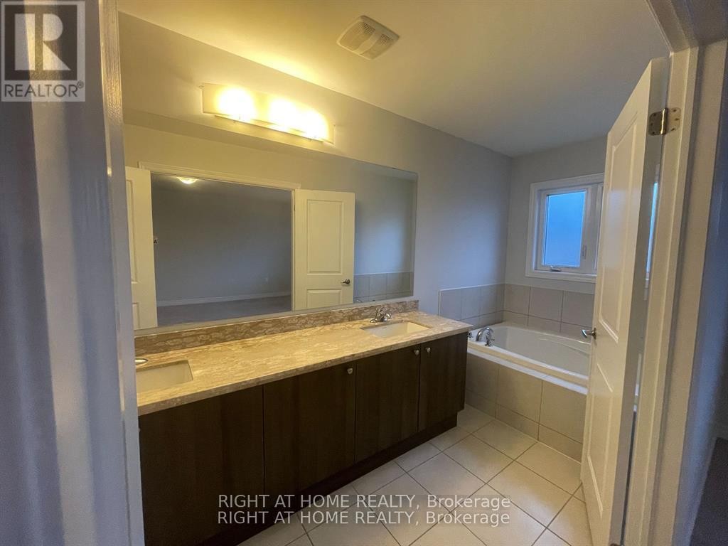 












2051 DALE ROAD

,
Innisfil (Alcona),




Ontario
L9S0J8

