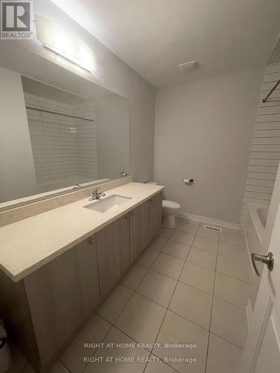 












2051 DALE ROAD

,
Innisfil (Alcona),




Ontario
L9S0J8

