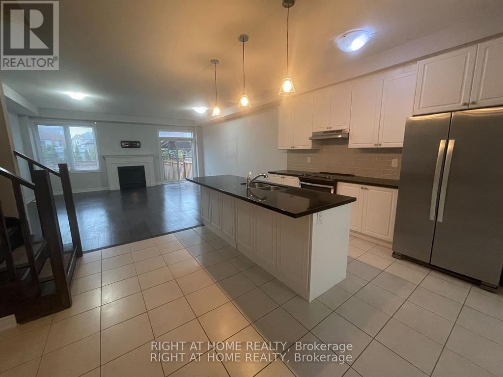 












2051 DALE ROAD

,
Innisfil (Alcona),




Ontario
L9S0J8

