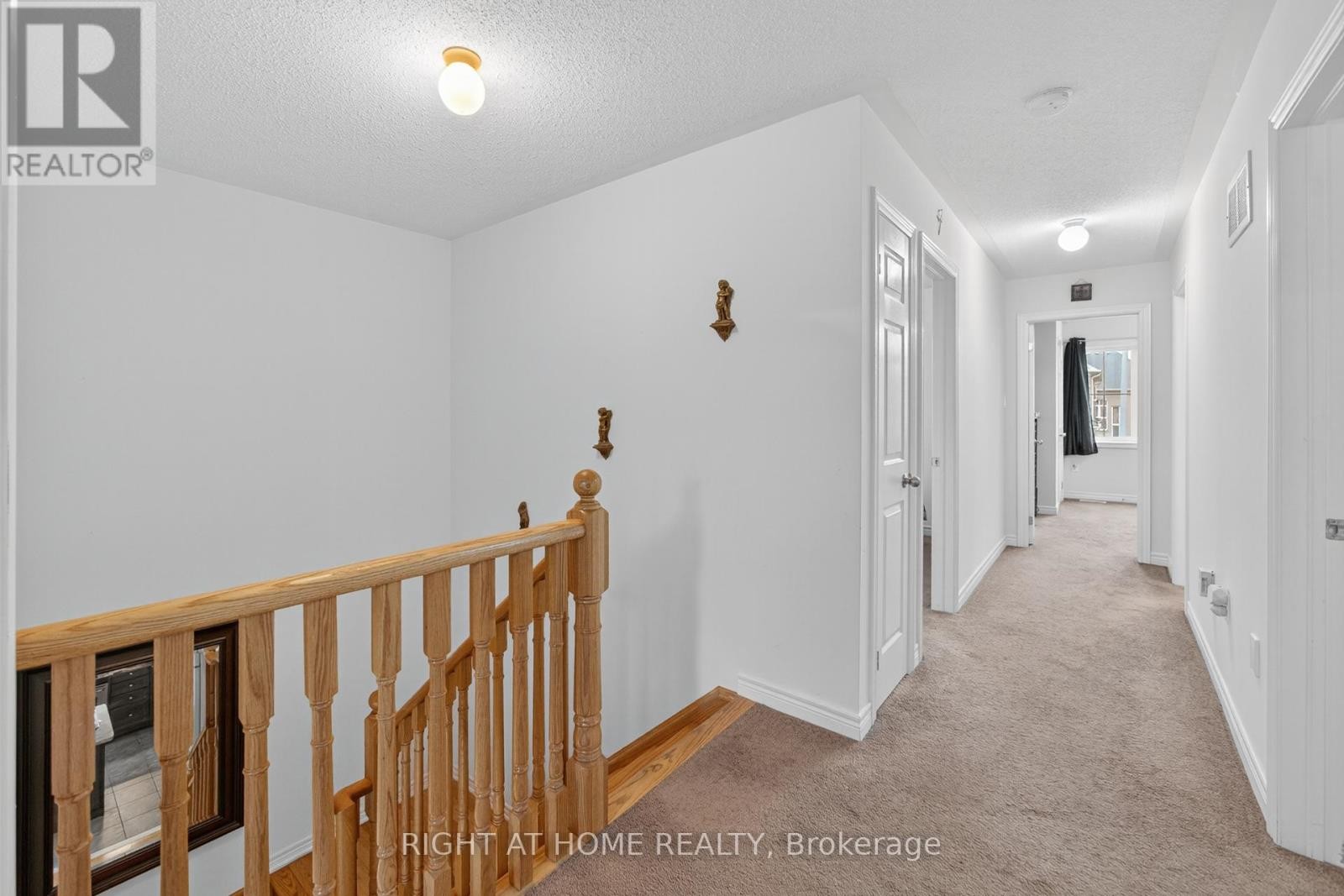 












147 BETONY DRIVE

,
Richmond Hill (Oak Ridges),




Ontario
L4E0P3

