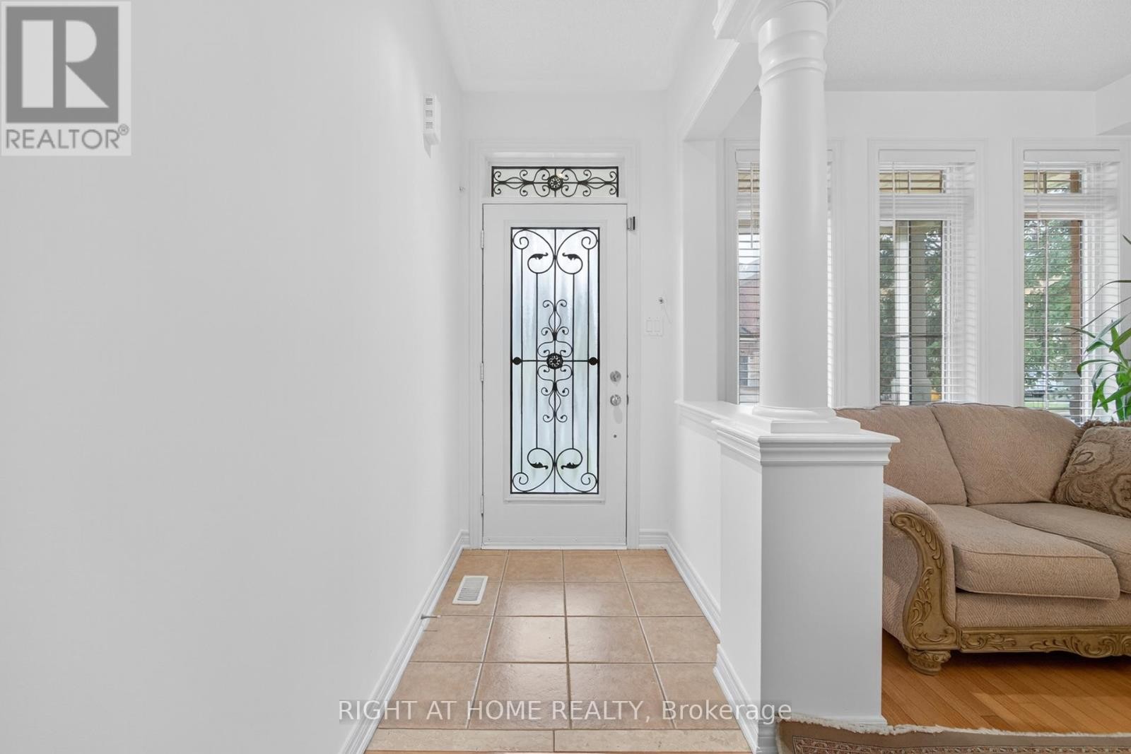 












147 BETONY DRIVE

,
Richmond Hill (Oak Ridges),




Ontario
L4E0P3

