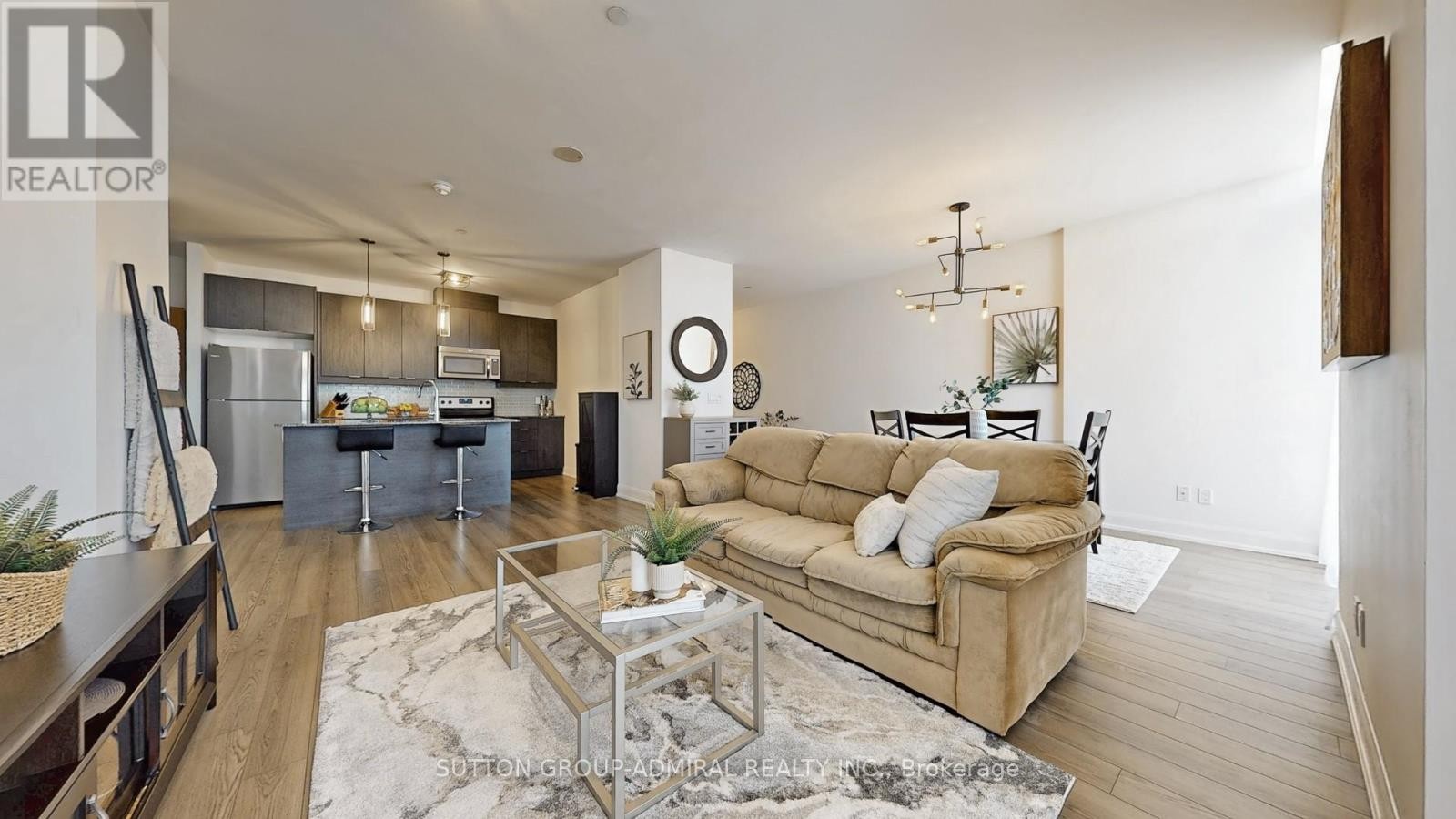 












513 - 2910 HIGHWAY 7

,
Vaughan (Concord),




Ontario
L4K0H8

