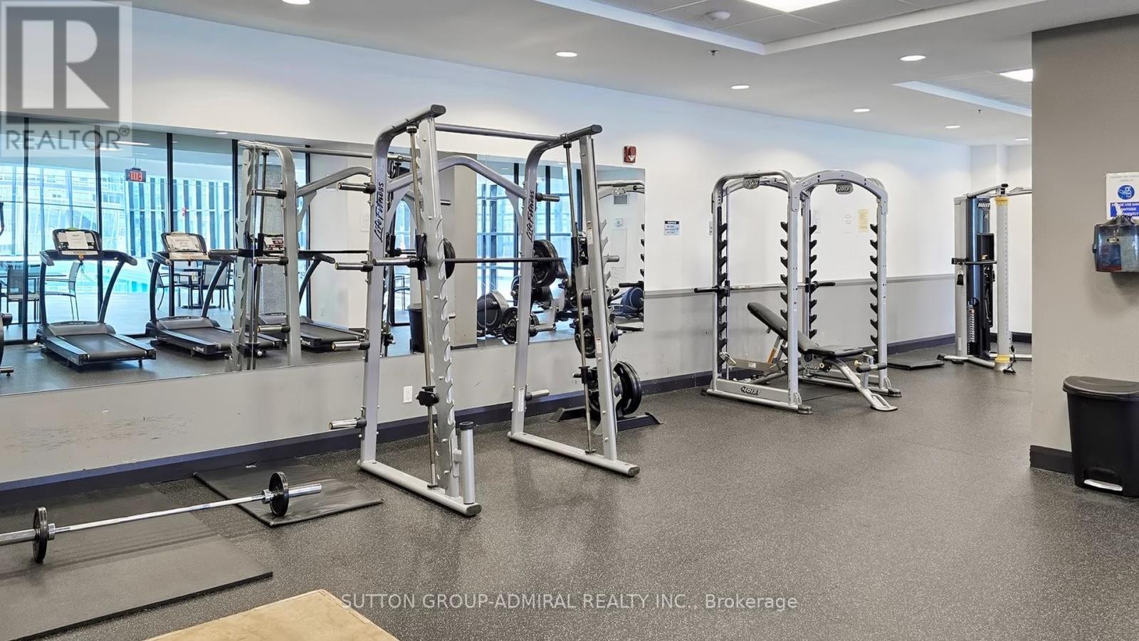 












513 - 2910 HIGHWAY 7

,
Vaughan (Concord),




Ontario
L4K0H8

