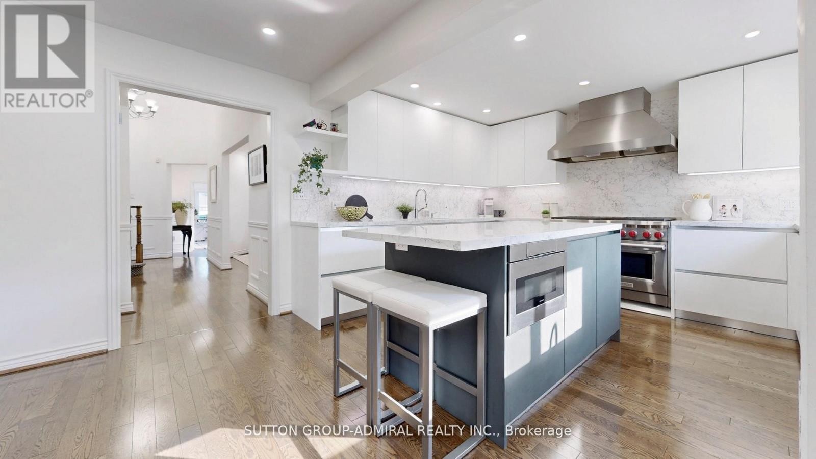 












122 EDMUND SEAGER DRIVE

,
Vaughan (Uplands),




Ontario
L4J4S7

