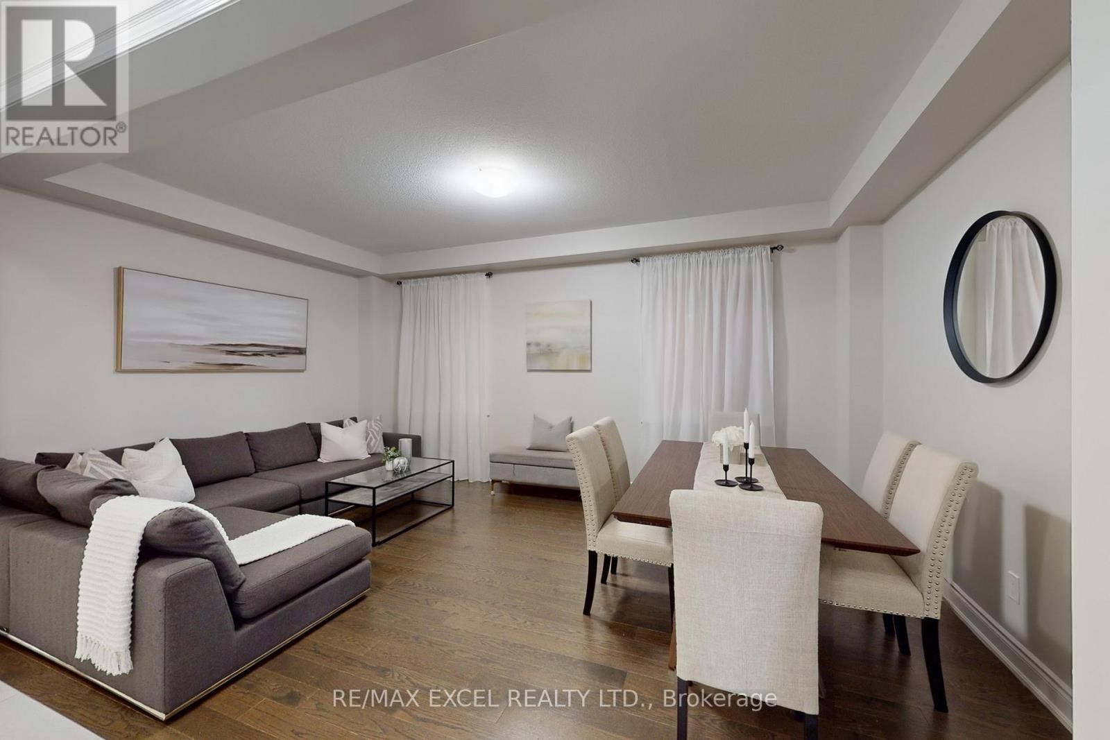 












96 BOUNDARY BOULEVARD

,
Whitchurch-Stouffville (Stouffville),




Ontario
L4A4W2

