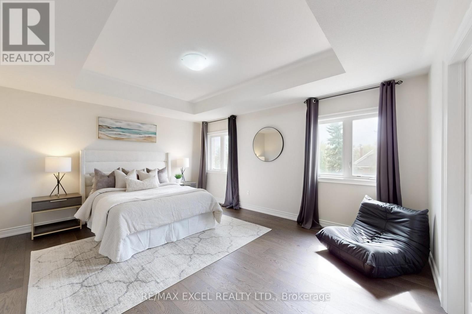 












96 BOUNDARY BOULEVARD

,
Whitchurch-Stouffville (Stouffville),




Ontario
L4A4W2

