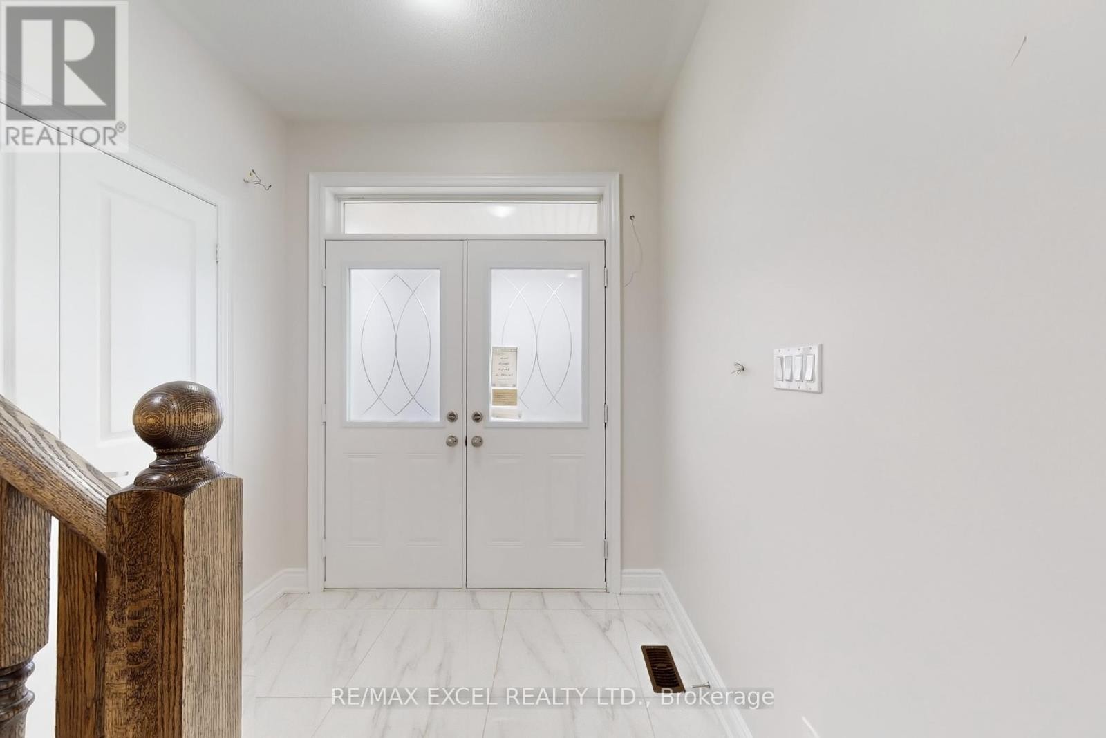 












96 BOUNDARY BOULEVARD

,
Whitchurch-Stouffville (Stouffville),




Ontario
L4A4W2

