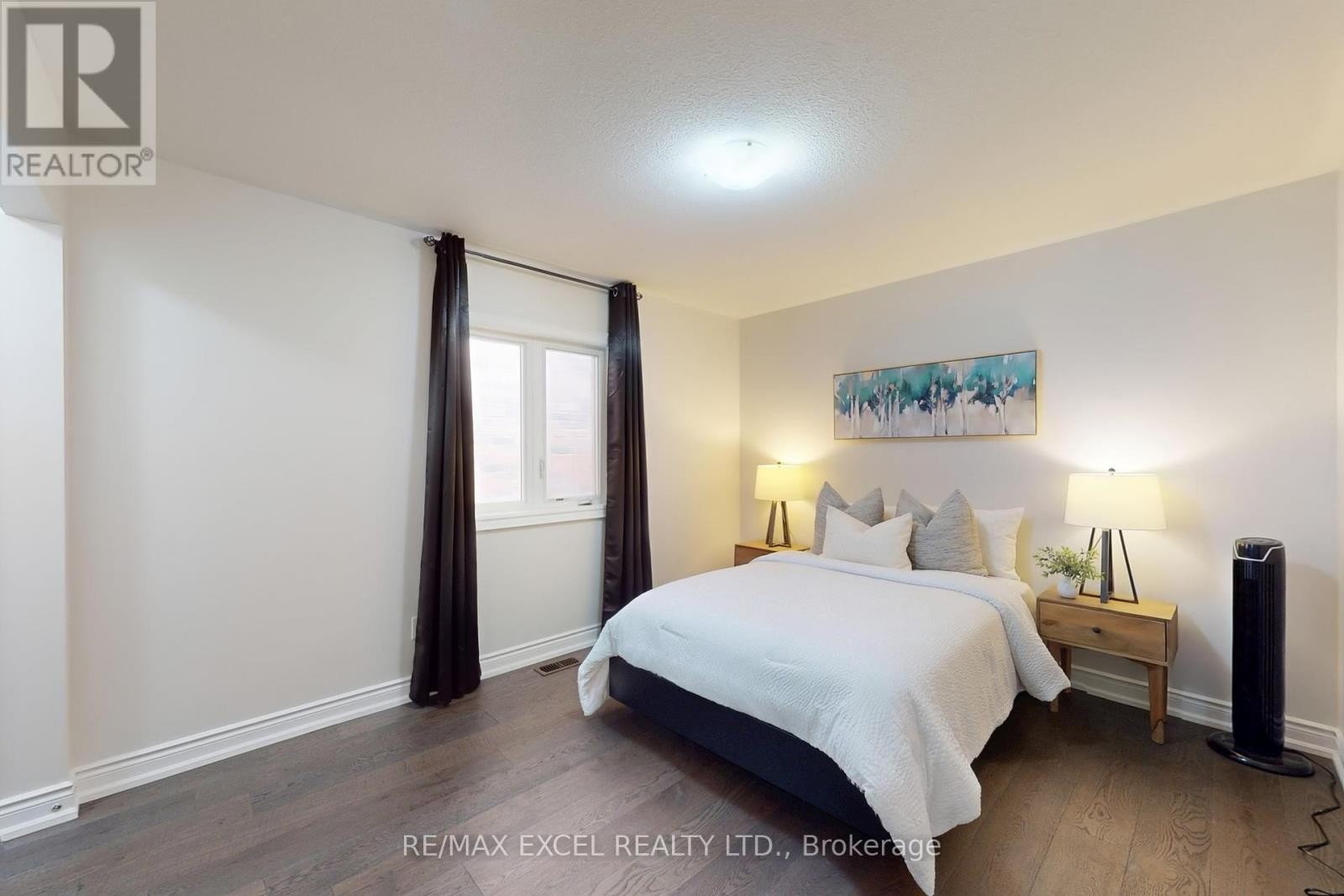 












96 BOUNDARY BOULEVARD

,
Whitchurch-Stouffville (Stouffville),




Ontario
L4A4W2

