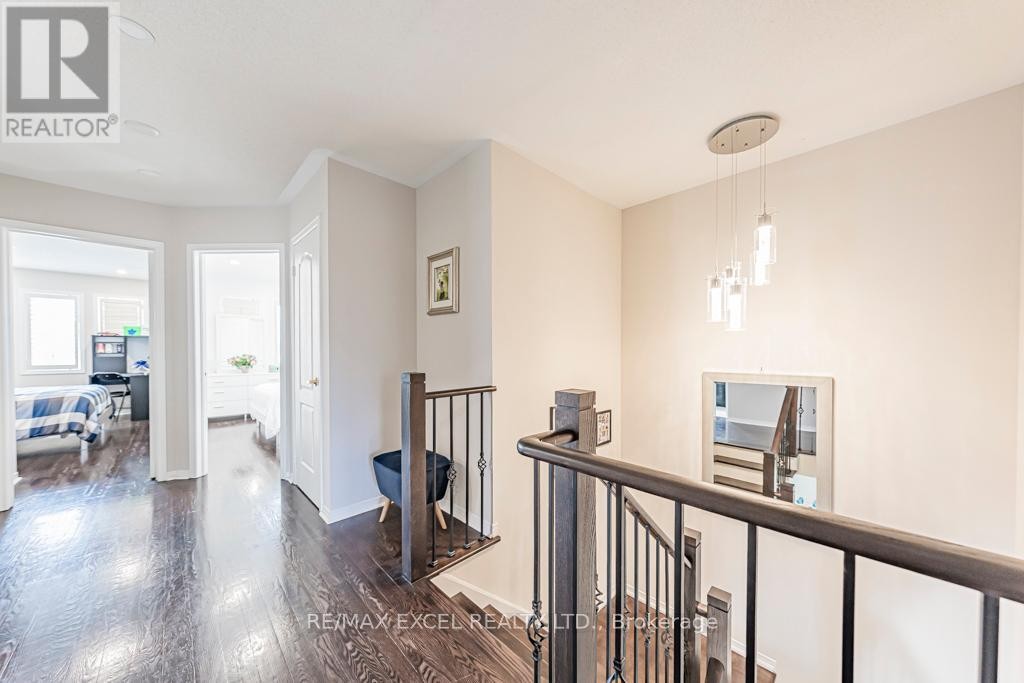 












271 RICHARD UNDERHILL AVENUE

,
Whitchurch-Stouffville (Stouffville),




Ontario
L4A0Y8


