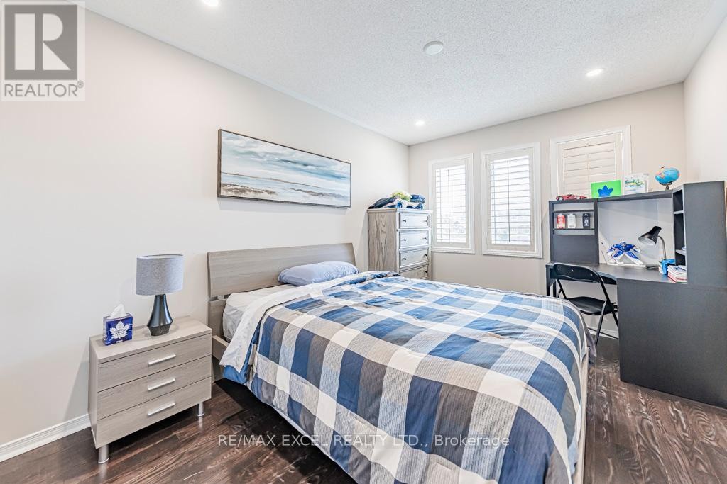 












271 RICHARD UNDERHILL AVENUE

,
Whitchurch-Stouffville (Stouffville),




Ontario
L4A0Y8

